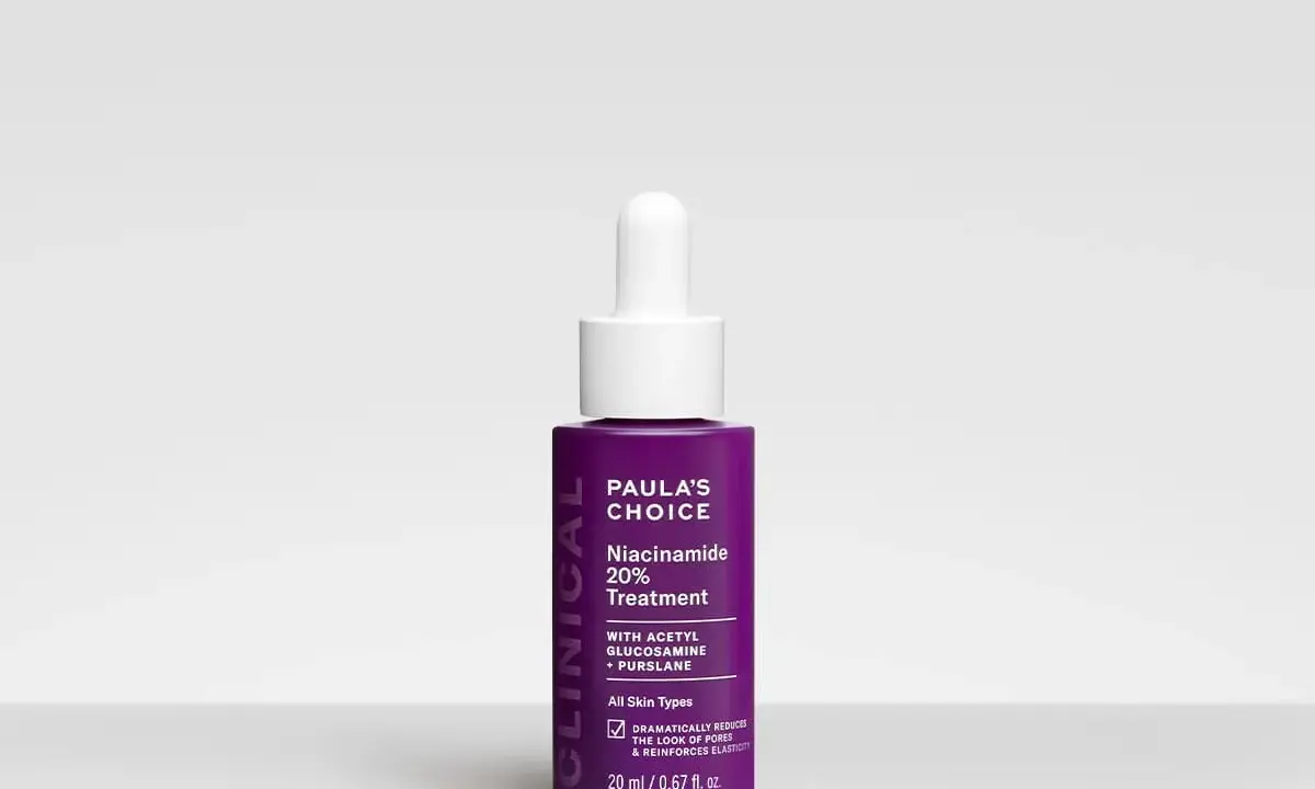 Siero Paula's Choice con niacinamide, ideale per proteggere la pelle dal sole e migliorare l'elasticità.