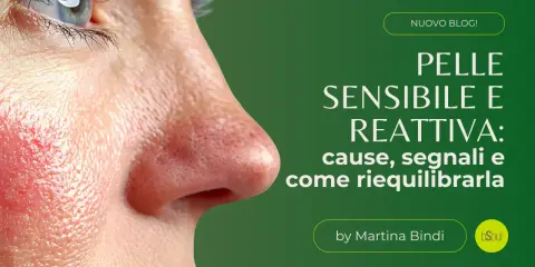 Primo piano del viso con evidente irritazione cutanea sulla guancia, che mostra rossore e sensibilità.