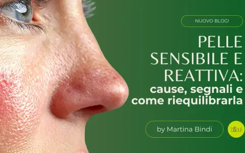 Primo piano di un viso con arrossamento evidente, indicativo di pelle sensibile. Il testo parla di pelle sensibile e reattiva.